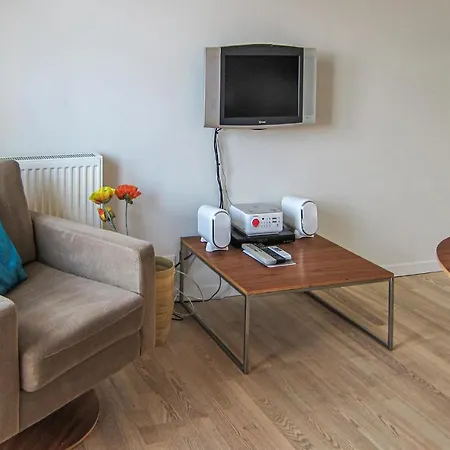 1 Bedroom Amazing In Apartman Gudhjem