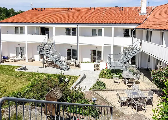 1 Bedroom Amazing In Lägenhet Gudhjem