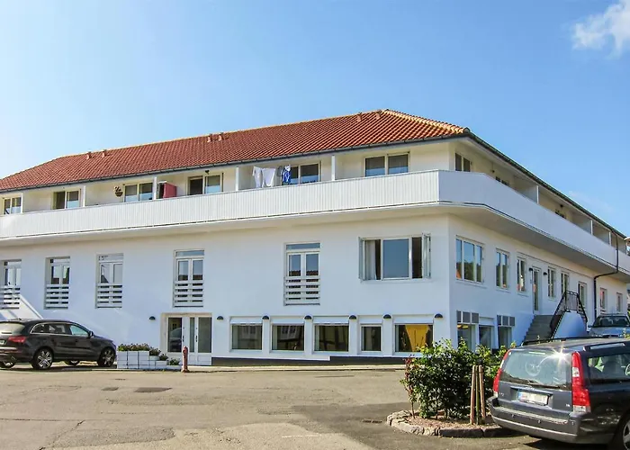 Lägenhet 1 Bedroom Amazing In *